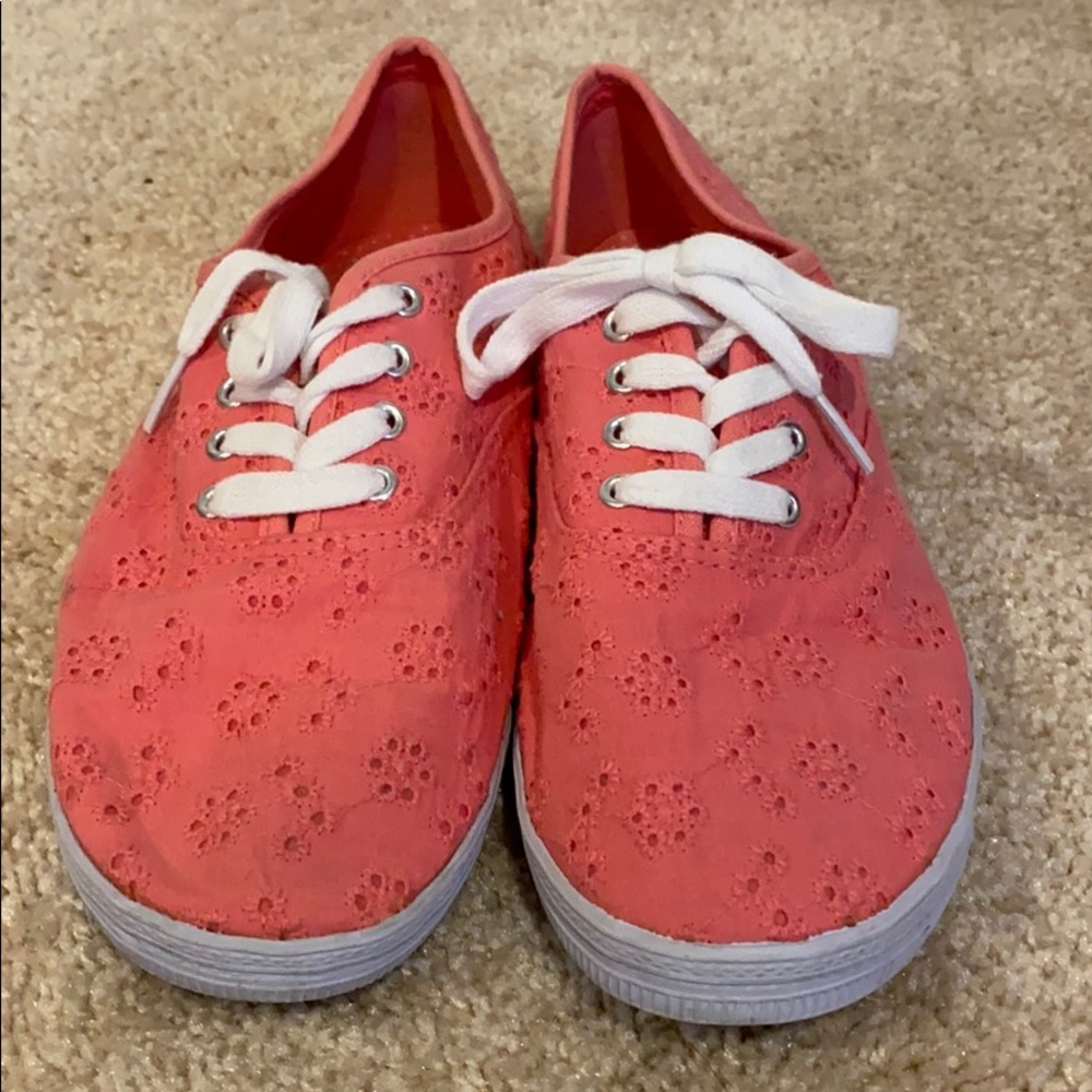 Pink shoes